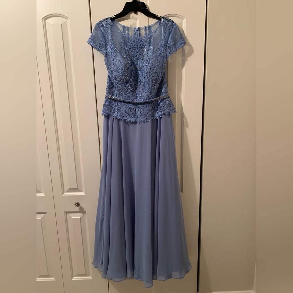 Camille La Vie formal gown. Size 10